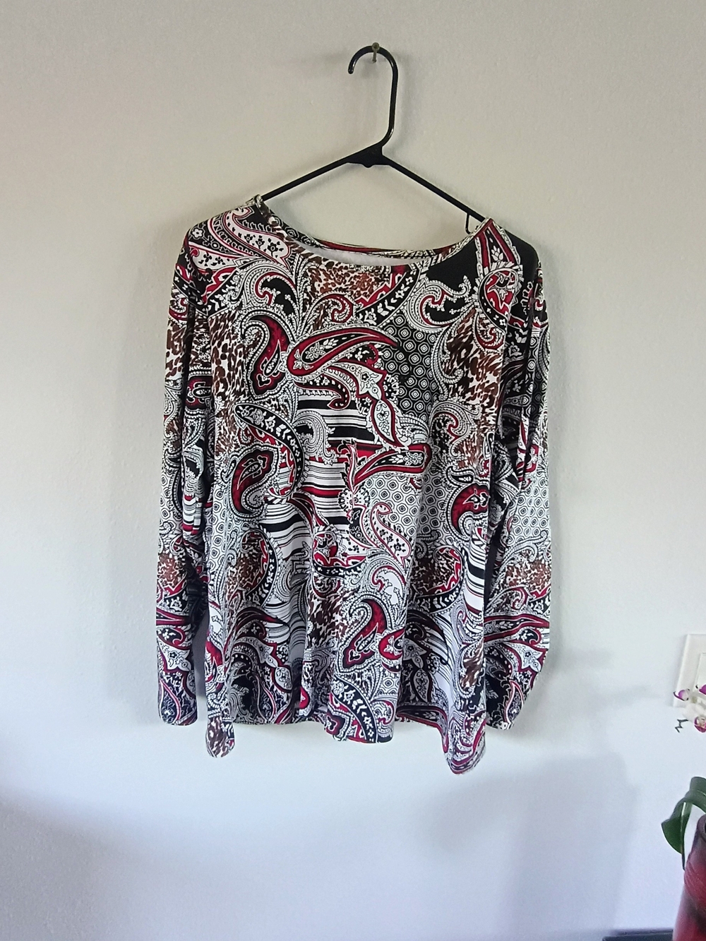 Bedford Fair 2X Paisley Boho Mixed Print Long Sleeve Top Red Black Blouse